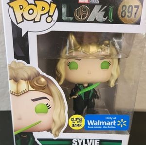 Funko Pop! Marvel Studio's Loki-Sylvie #897 Walmart Exclusive Glows in Dark